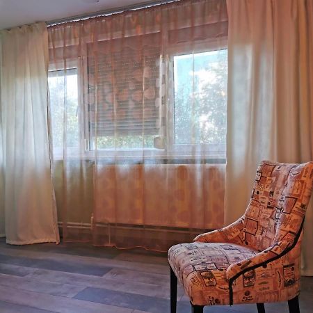 Chic Apartment Браїла Екстер'єр фото