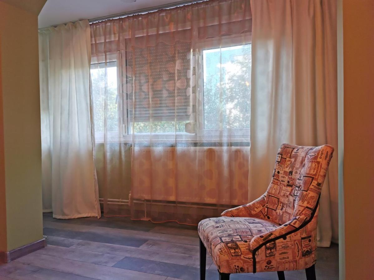 Chic Apartment Браїла Екстер'єр фото