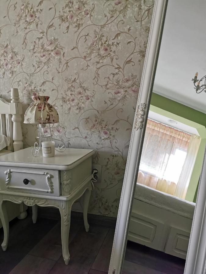 Chic Apartment Браїла Екстер'єр фото