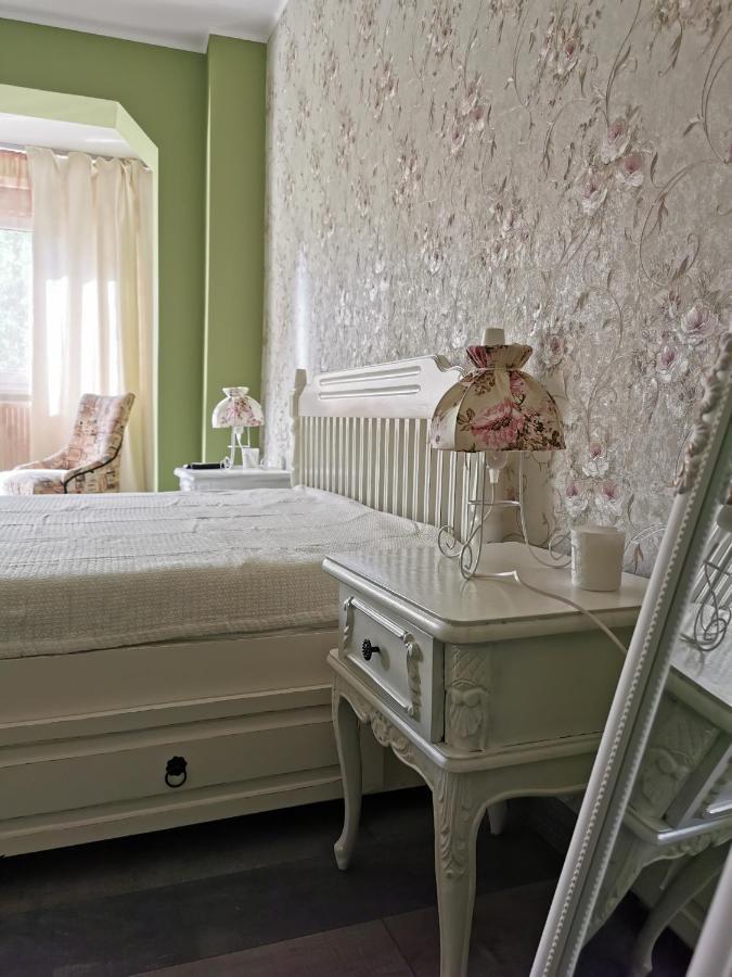 Chic Apartment Браїла Екстер'єр фото