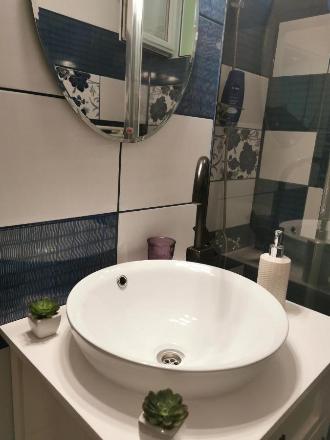 Chic Apartment Браїла Екстер'єр фото