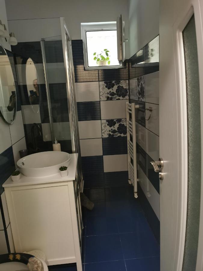 Chic Apartment Браїла Екстер'єр фото