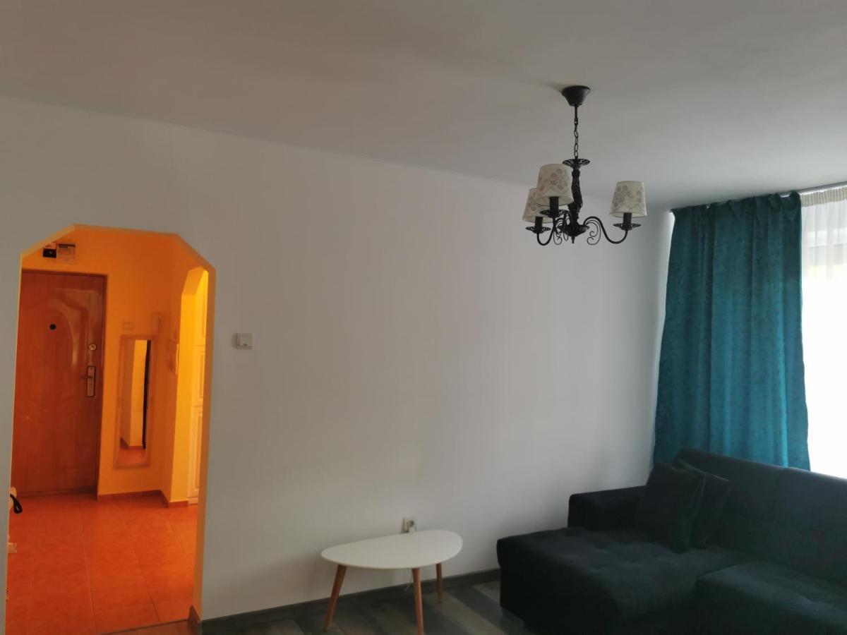 Chic Apartment Браїла Екстер'єр фото